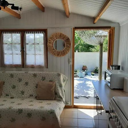 Chalet Au Pied Du Mont Ventoux Mormoiron Buitenkant foto