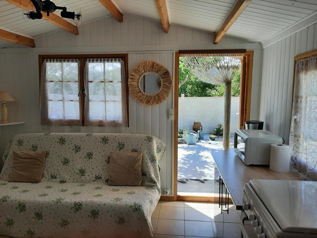 Au Pied Du Mont Ventoux Chalet Mormoiron